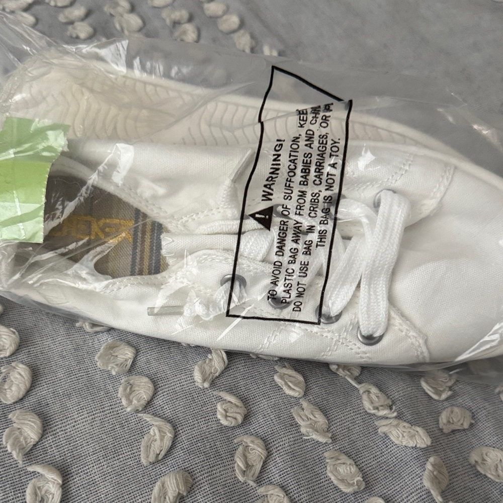 Kids White Sneakers - Picture 4 of 5